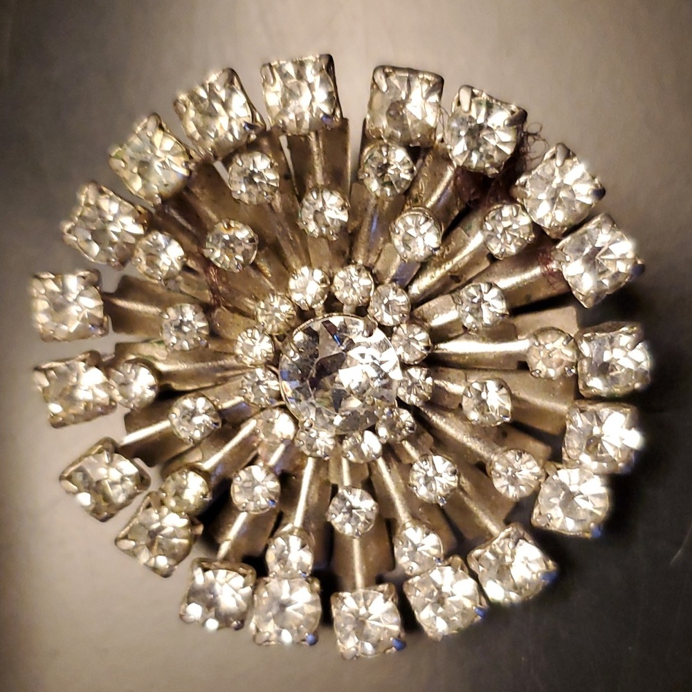 Rhinestone Pin - Picture 4 of 4